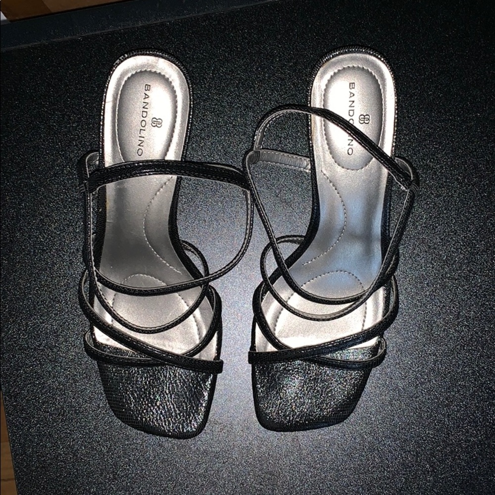 90s looking heels